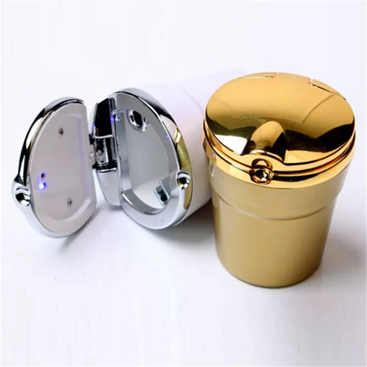 汽车用品批发车载烟灰缸 汽车烟灰缸 车用仿金属烟灰缸 带LED灯