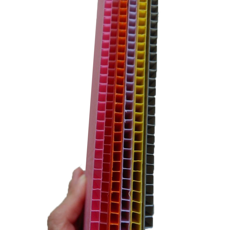 厂家生产，易清洗PP塑料中空板，塑胶蜂巢板，鸟粪托板