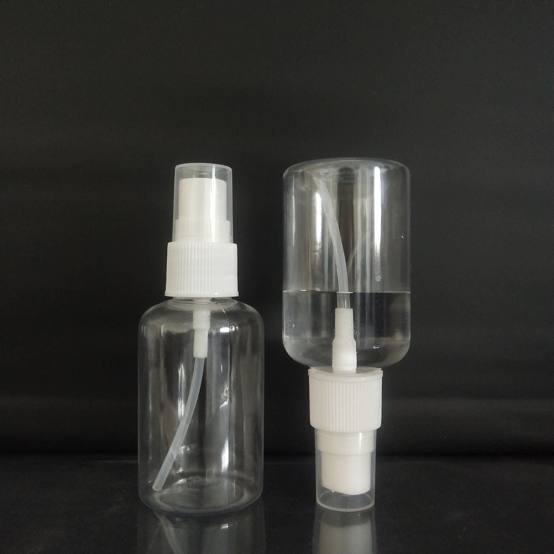 厂家批发塑料喷雾瓶50ml 小喷瓶 化妆瓶 补水分装瓶 塑料透明瓶