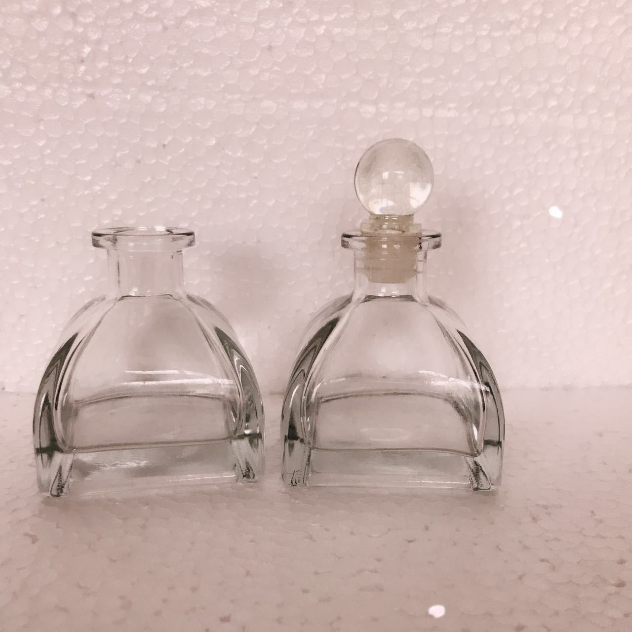 批发精白料方形蒙古包玻璃瓶熏瓶玻璃50ml 100ml香薰瓶