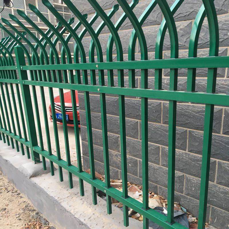 供应锌钢护栏 厂家直销厂区 小区 校区锌钢围栏 锌钢庭院围墙栏杆