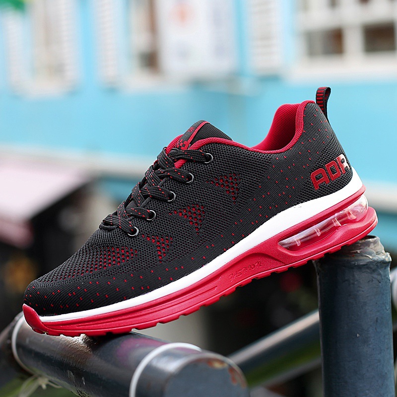 新款情侶運動休閑鞋飛織透氣網布輕便PU氣墊底跑步鞋特大47碼批發
