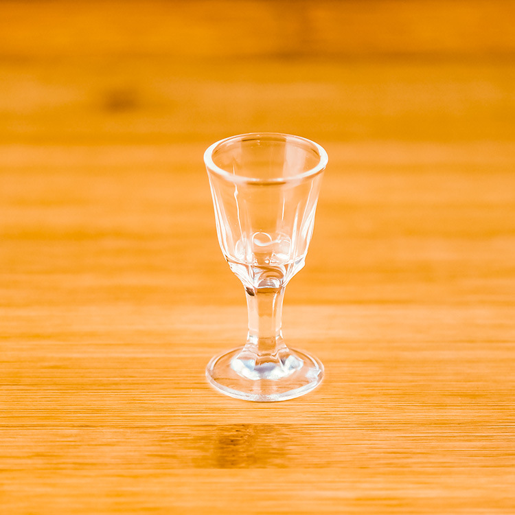 现货玻璃酒杯10ml高脚茅台杯烈酒杯白酒玻璃杯可加印LOGO一口酒杯