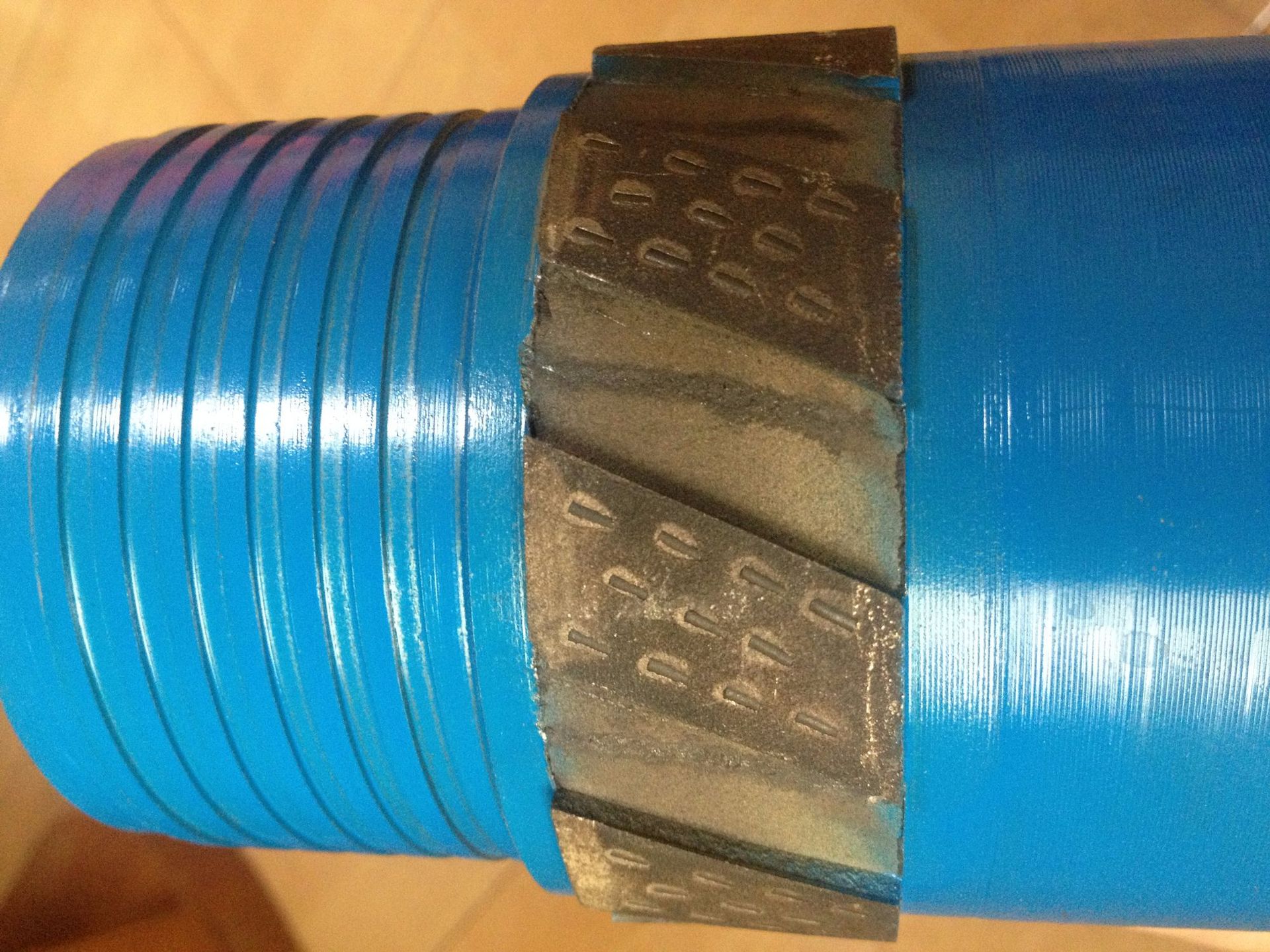 地质钻头保径器