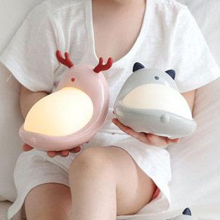 Manufactor Direct selling lovely originality Fawn led Cartoon spirit Discoloration Children's bedroom Bedside nurse Nightlight
