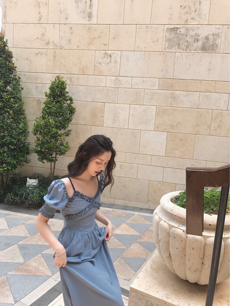 桃家2019夏季新款邃蓝复古宫廷风丝绒肩带显瘦针织吊带连衣裙女