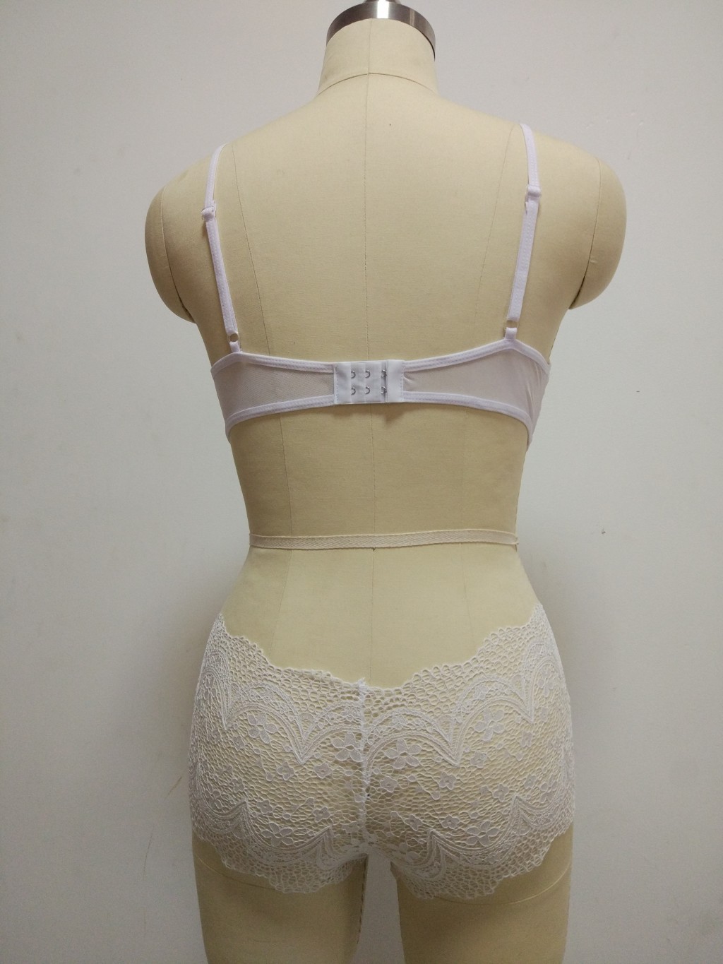 Soutiens-gorge FLEUR en  dentelle - Ref 3369567 Image 20