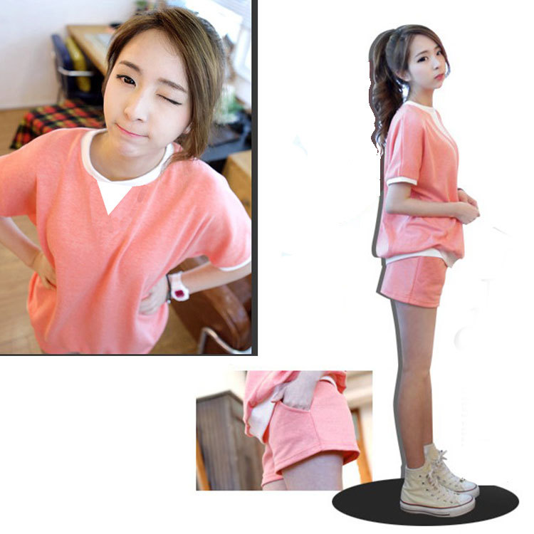 通用标-白V领粉色短袖单女套装_01