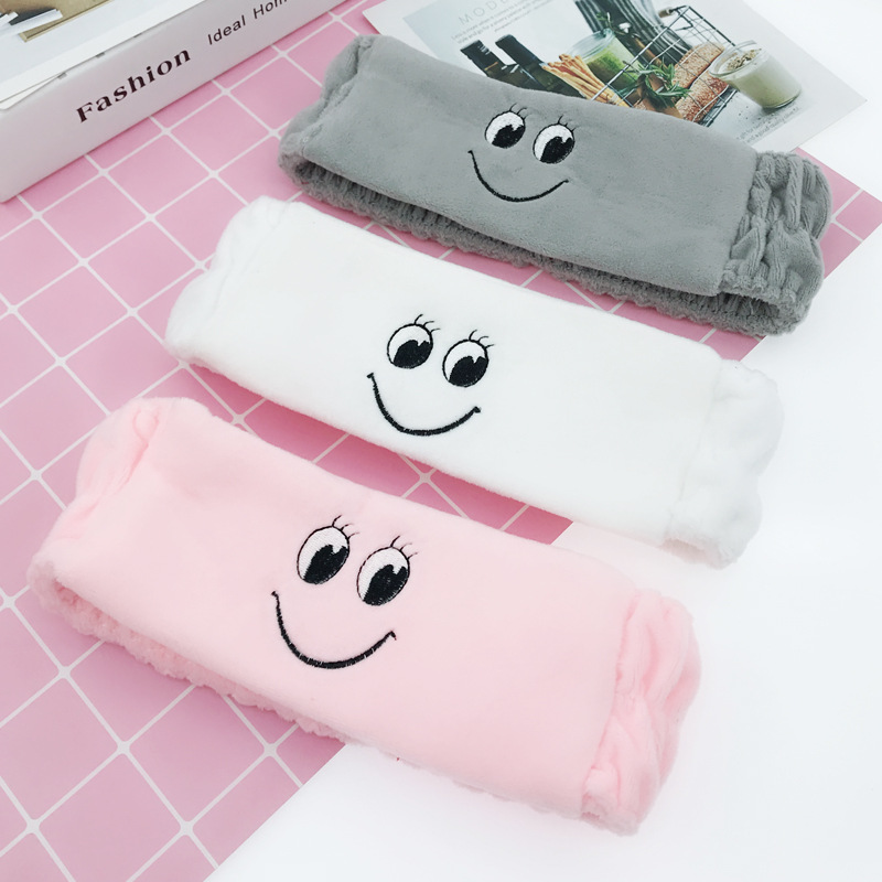 South Korea's New Smiling Face Makeup Yoga Headband Sports Elastic Headband Women's Hair Accessories Wholesale display picture 1