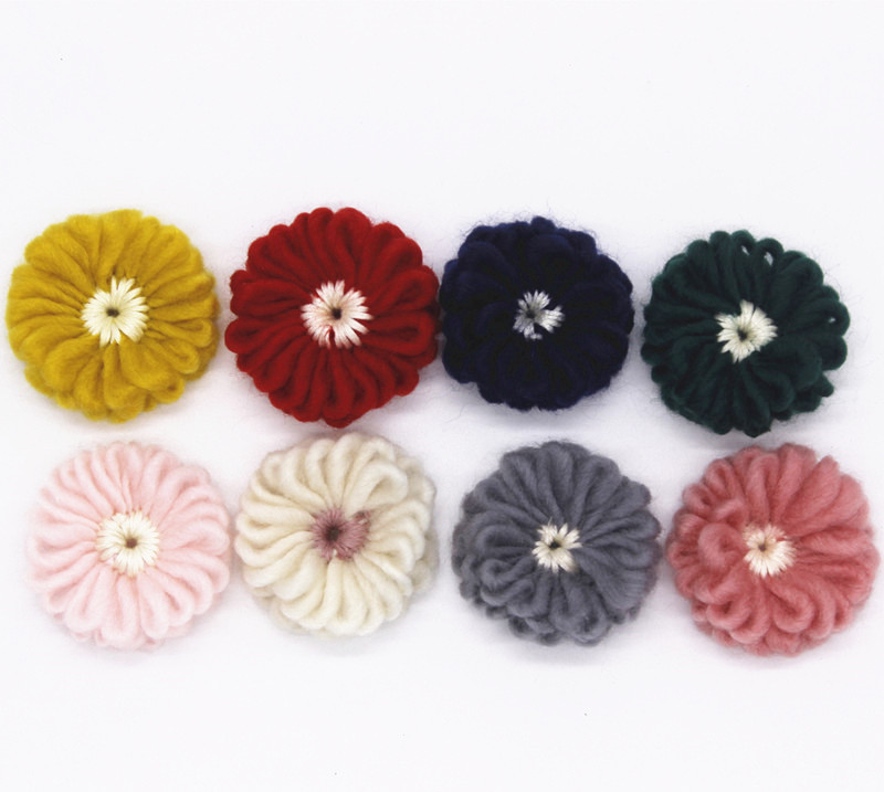 Cute Plush Flower Headwear Accessories Knitted Sunflower Headwear display picture 2