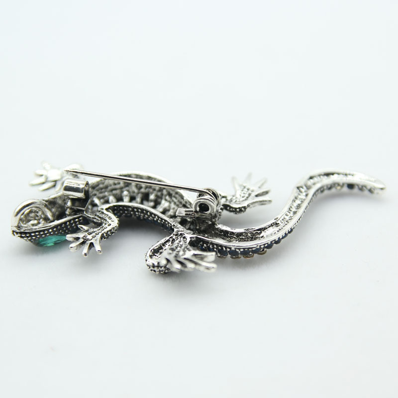 Europeo y americano retro personalizado lagarto Gecko broche pin electrochapado plata antigua animal ramillete collar pin ropa joyería para hombres y mujeres
