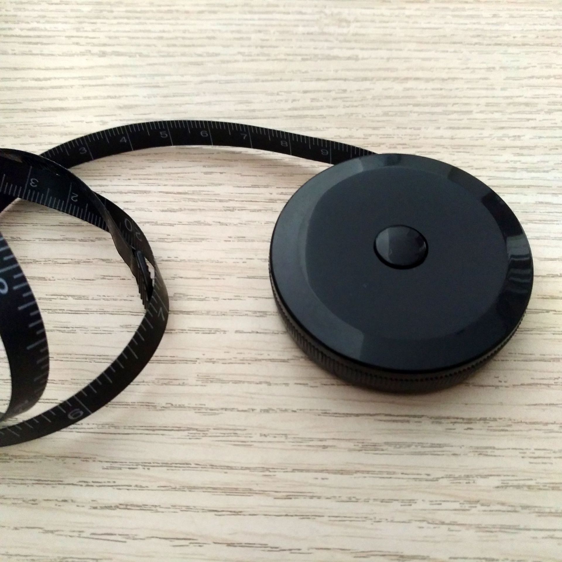 行选公英制库存卷尺中性1.5米60英寸圆形迷你自动伸缩塑料卷尺