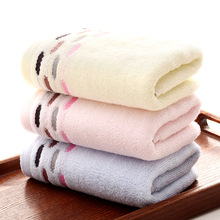Các nhà sản xuất bán buôn Logo dày thấm bông khăn khăn khăn món quà khăn người lớn hàng ngày tùy chỉnh thêu Khăn sợi