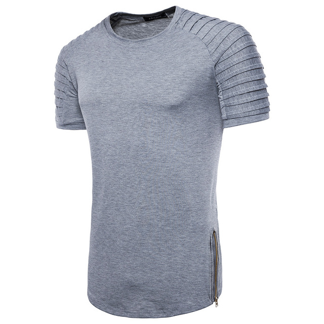 Fashion design of men’s T-shirt with shoulder sleeve wrinkles 