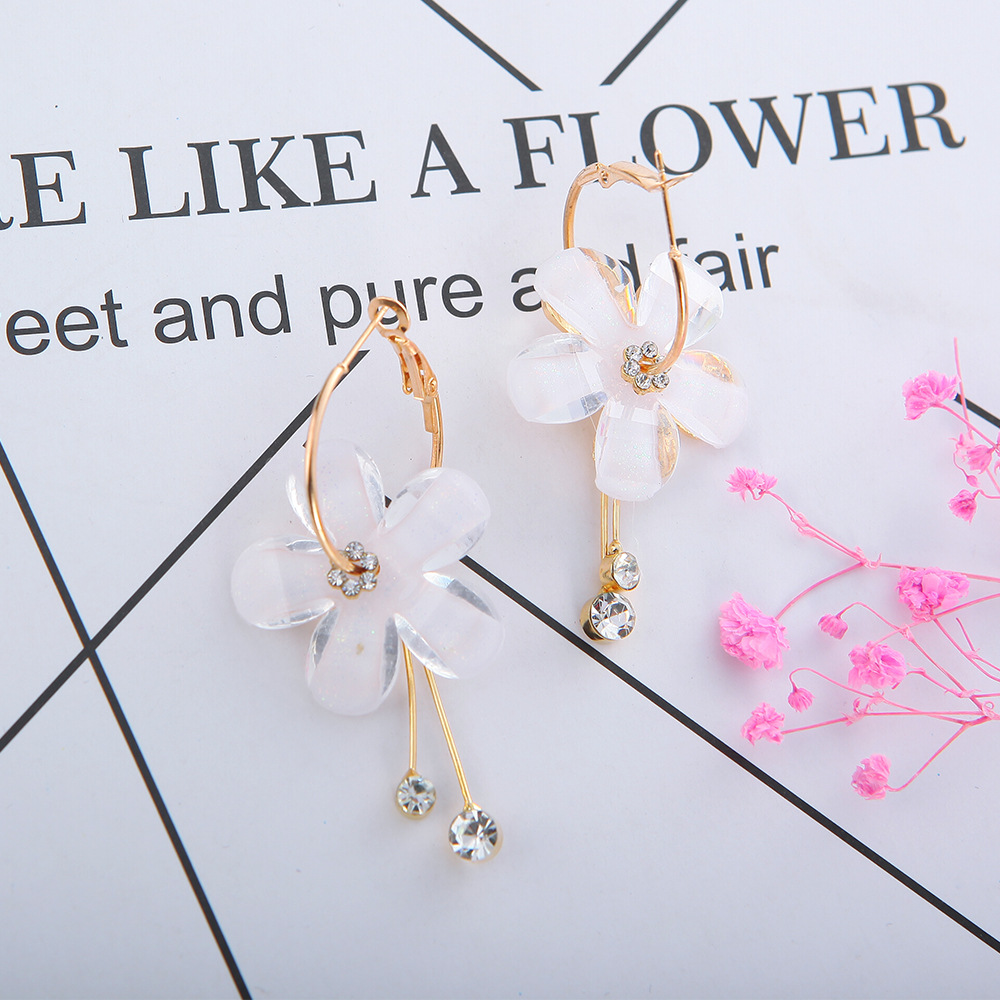 1 Pair Sweet Flower Arylic Alloy Plating Inlay Rhinestones Women's Drop Earrings display picture 5