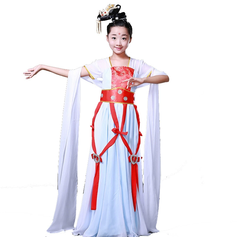 Новое платье-«Новый»? Перевод: The phrase likely: "New Flying Dance Server Water Sleeve Stage Children Chang'e costume clothing Fairy elegant classical performance service" needs translation maintaining product-like format: [Type] + [Brand] + [Model] + [Features]". But here no clear type. We'll produce: "Новое танцевальное костюм-платье для сцены для детей chang'e? Чанъэ" Hmm. We should translate as: