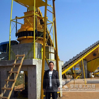 鹅卵石加工石子 邵关175圆锥石料破碎机 碎石场设备按装与调试
