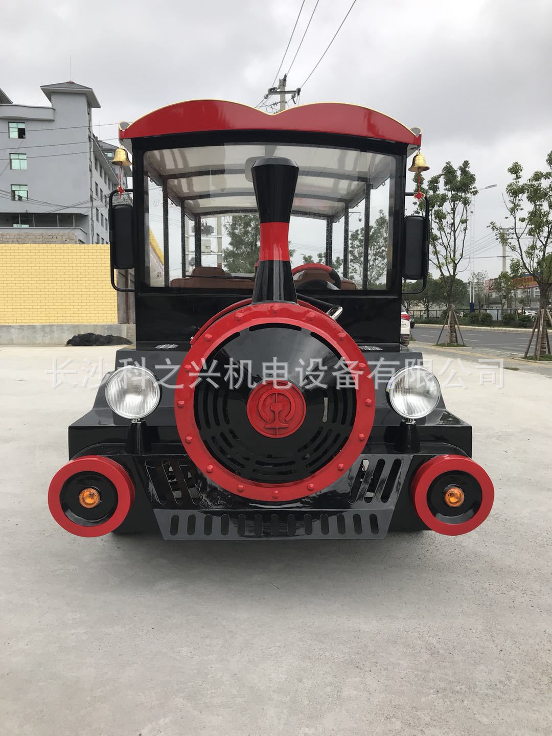 8座小火车-1