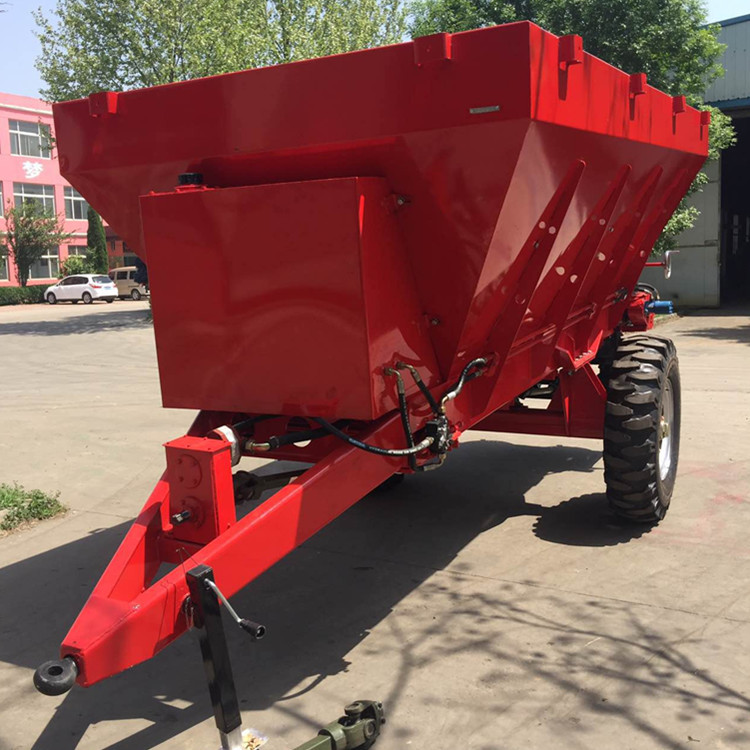 农场用撒粪车 有机肥农机肥用的撒肥车价格 四轮拖拉机牵引