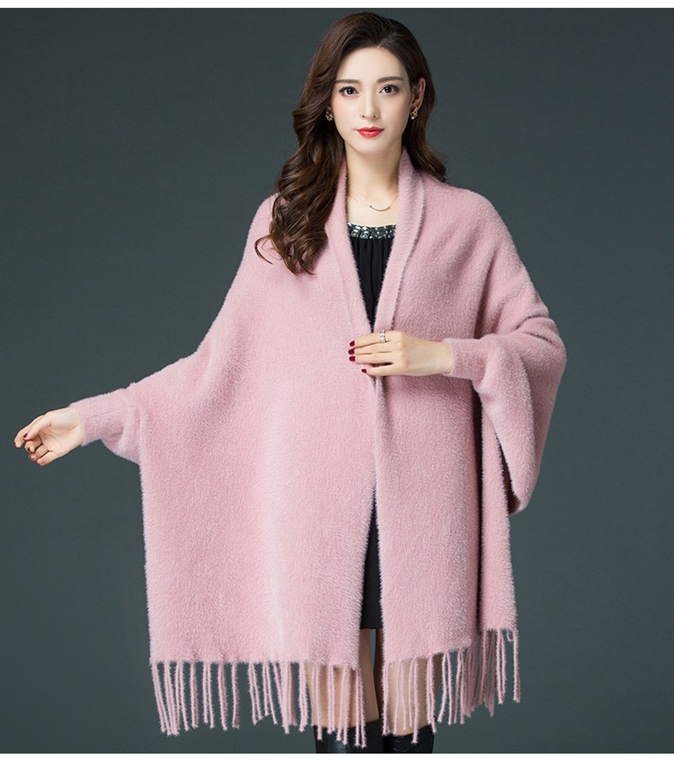 Women's Elegant Solid Color Knit Tassel Shawl display picture 1