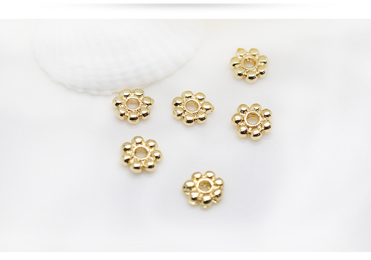 1 Piece 5.5mm Diameter Diameter 7 Mm Copper 14K Gold Plated Flower Polished Spacer Bars display picture 2
