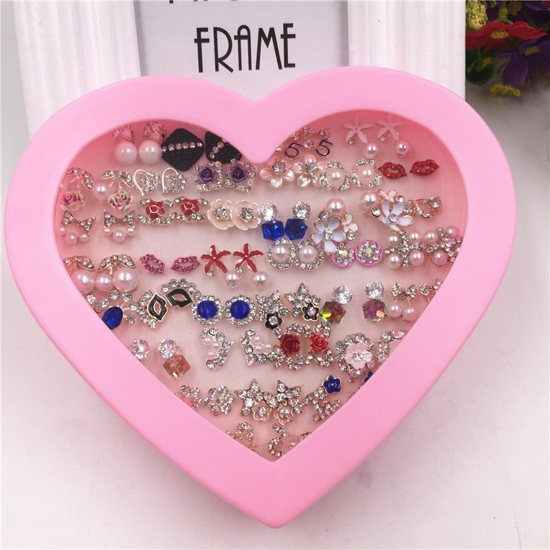 Multi-style mix and match heart-shaped b...