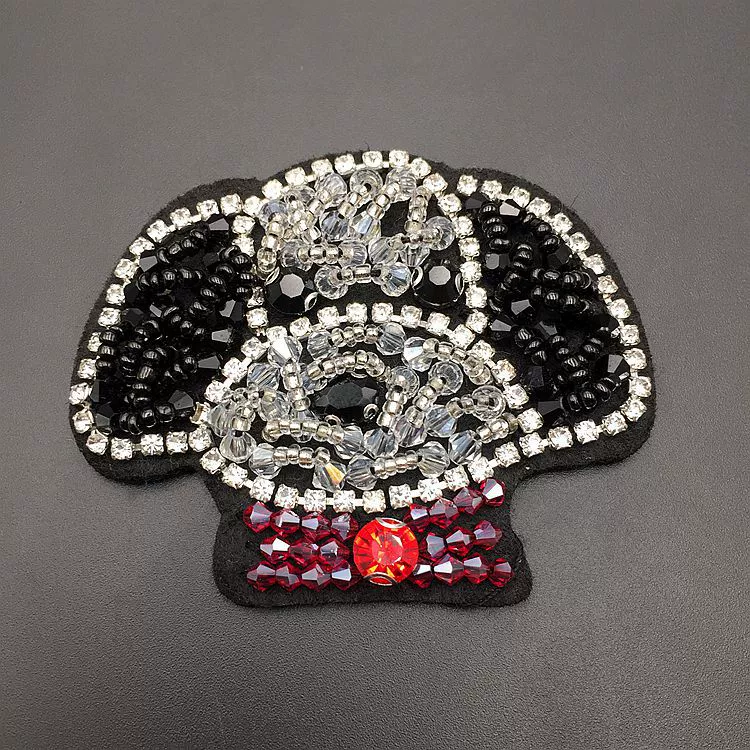 Spot Heavy Industry Handmade Beads Patch Crystal Sequenant Maple Leaf Fracket Patch DIY Patch Posts