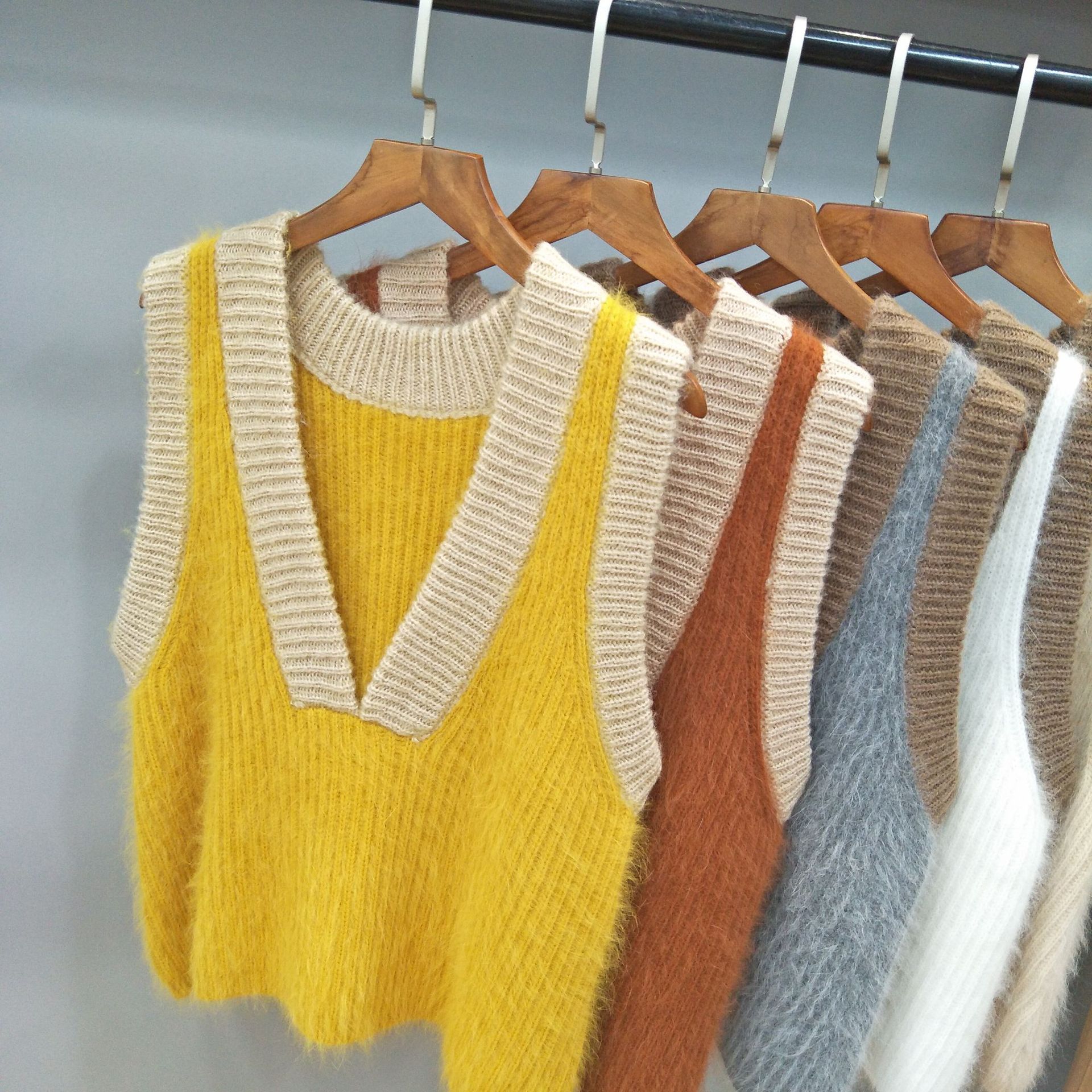 Gilet femme en Tricot - Ref 3317572 Image 12