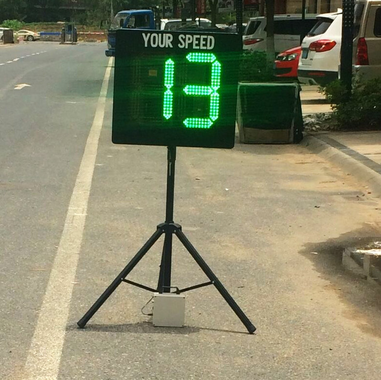 厂家现货优惠供应雷达测速显示屏车速反馈标志车速提示牌精准测速