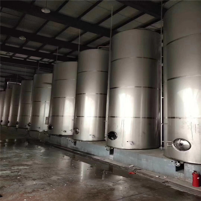 出售40立方食品不锈钢罐 立式葡萄酒储罐 40吨不锈钢卧式储罐