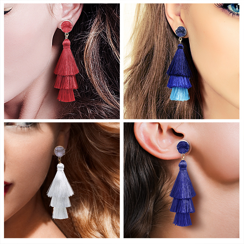 New Retro Ethnic Style Crystal Cluster Multi-layer Gradient Tassel Earrings display picture 4