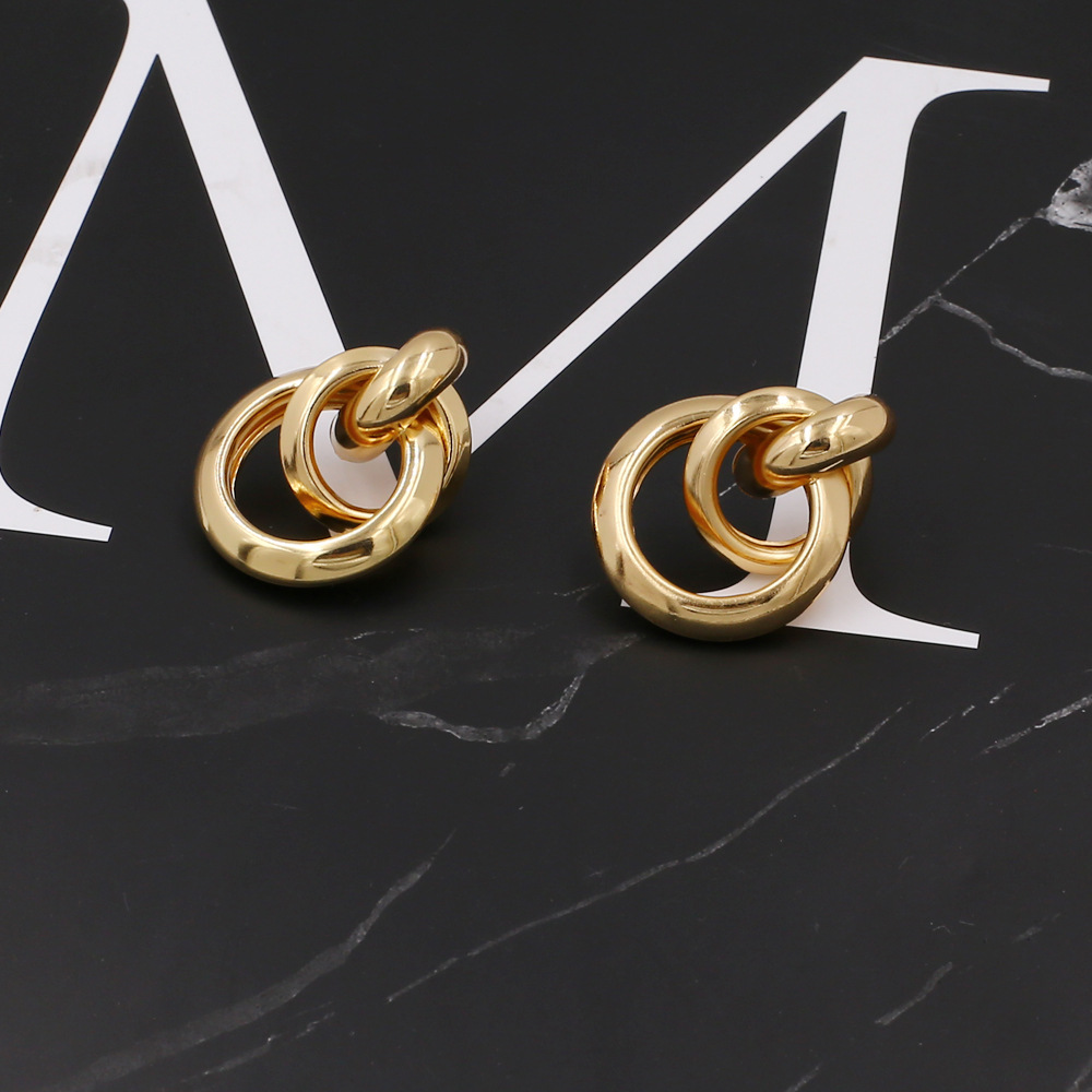 Daily Occasion Metal Material 1 Pair Exaggerated Geometric Metal Plating Women's Drop Earrings