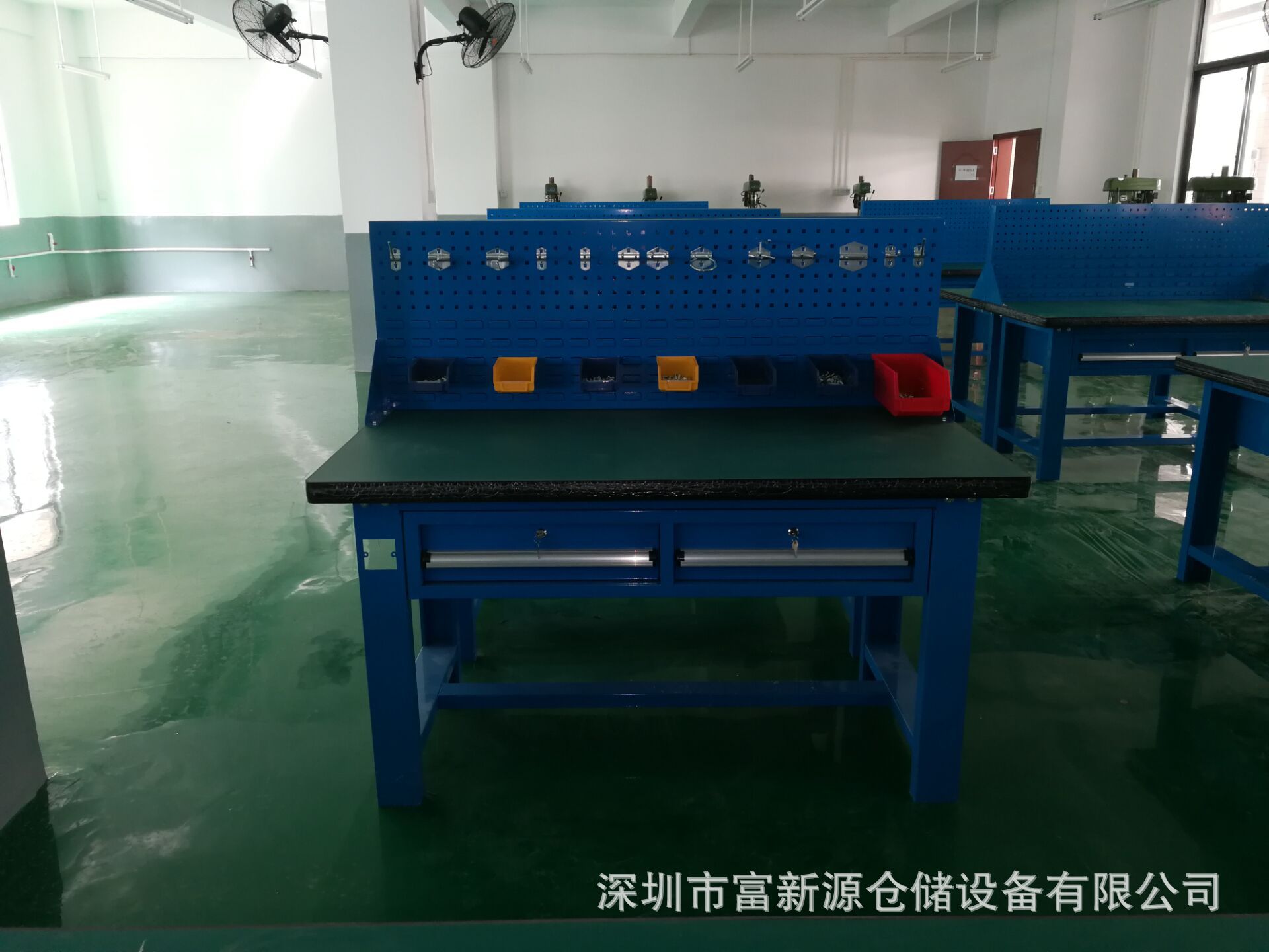 机床工具桌图片 钳工工具桌生产厂家 加工中心工具桌价格