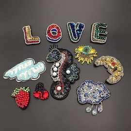 厂家现货手工钉珠布贴 重工亮片海马字母LOVE补丁贴服装鞋帽辅料