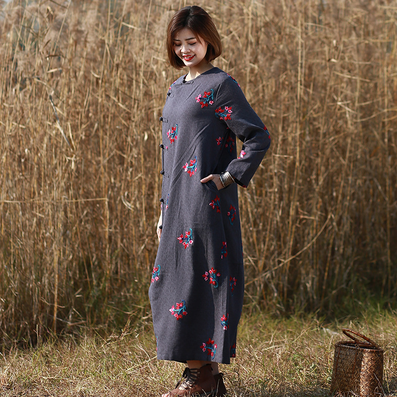Retro ethnic autumn demi-season dress