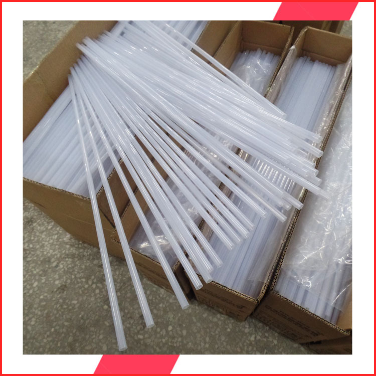 深圳一手货源低价促销pvc透明白硬塑料管外径13跟12毫米塑料杆子