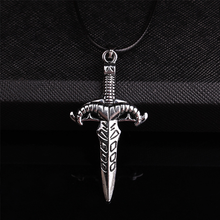 Personalized Dragon Sword Pendant Necklace For Men And Women_voghion.com