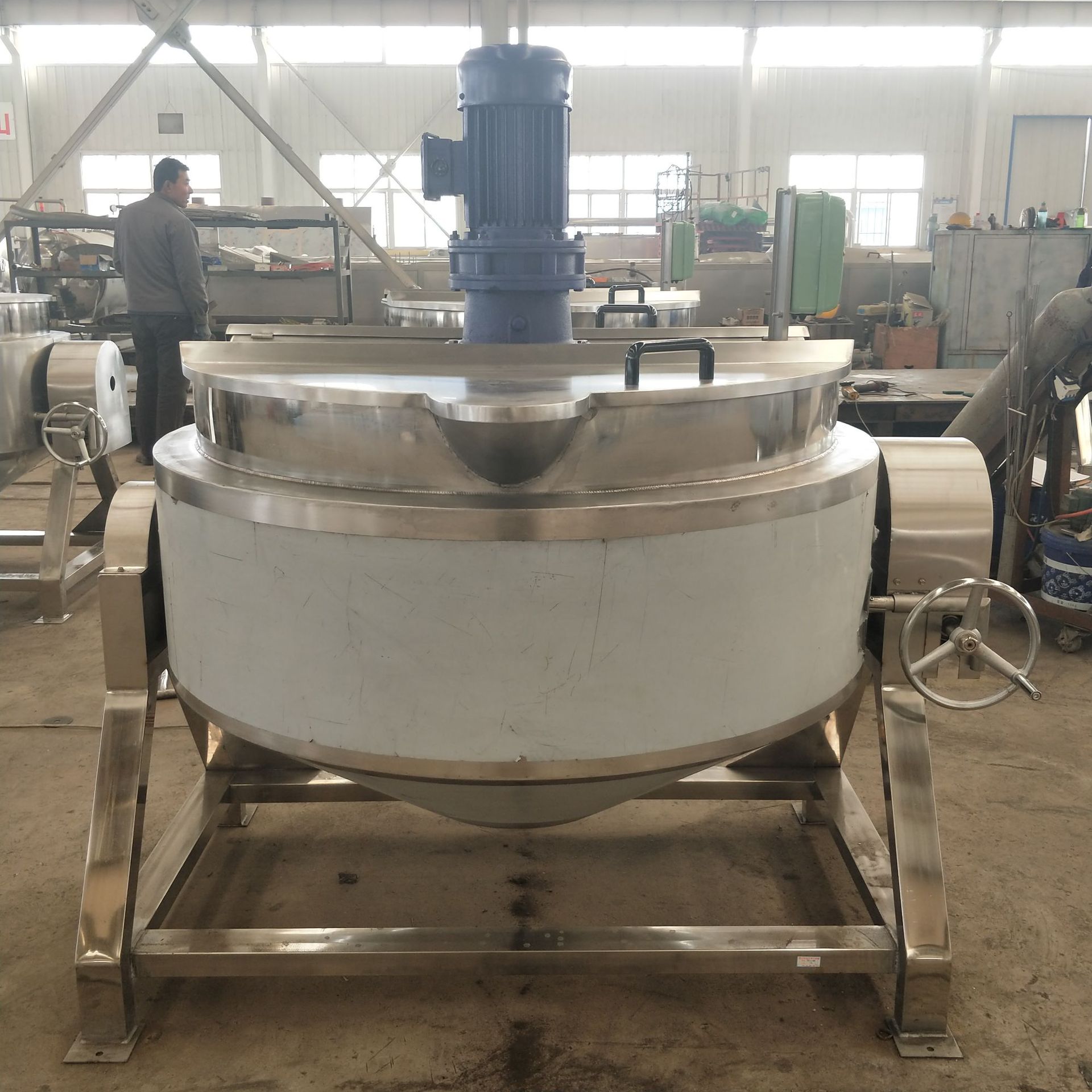 供应阿胶搅拌熬制锅 小龙虾入味蒸煮夹层锅 大型蒸汽加热夹层锅