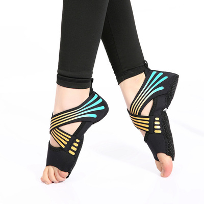 厂家直供露背专业瑜伽袜柔软健身运动五指袜防滑透气瑜伽鞋子四季|ru