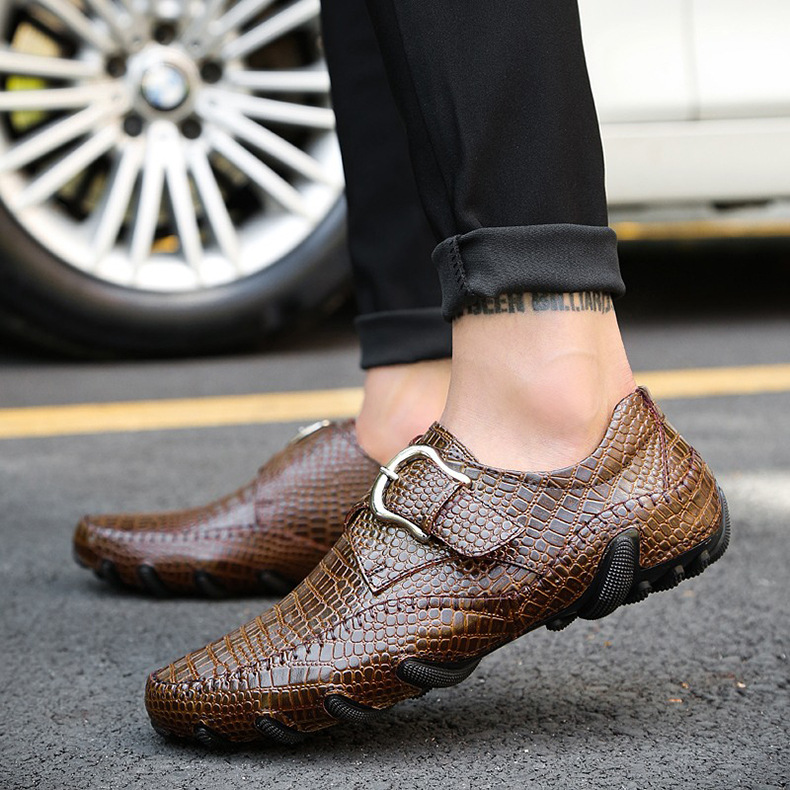 Men's crocodile pattern casual leather shoes