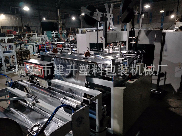 建升厂家直供 新款超声波自动上料堆料横切机 无纺布压花横切机