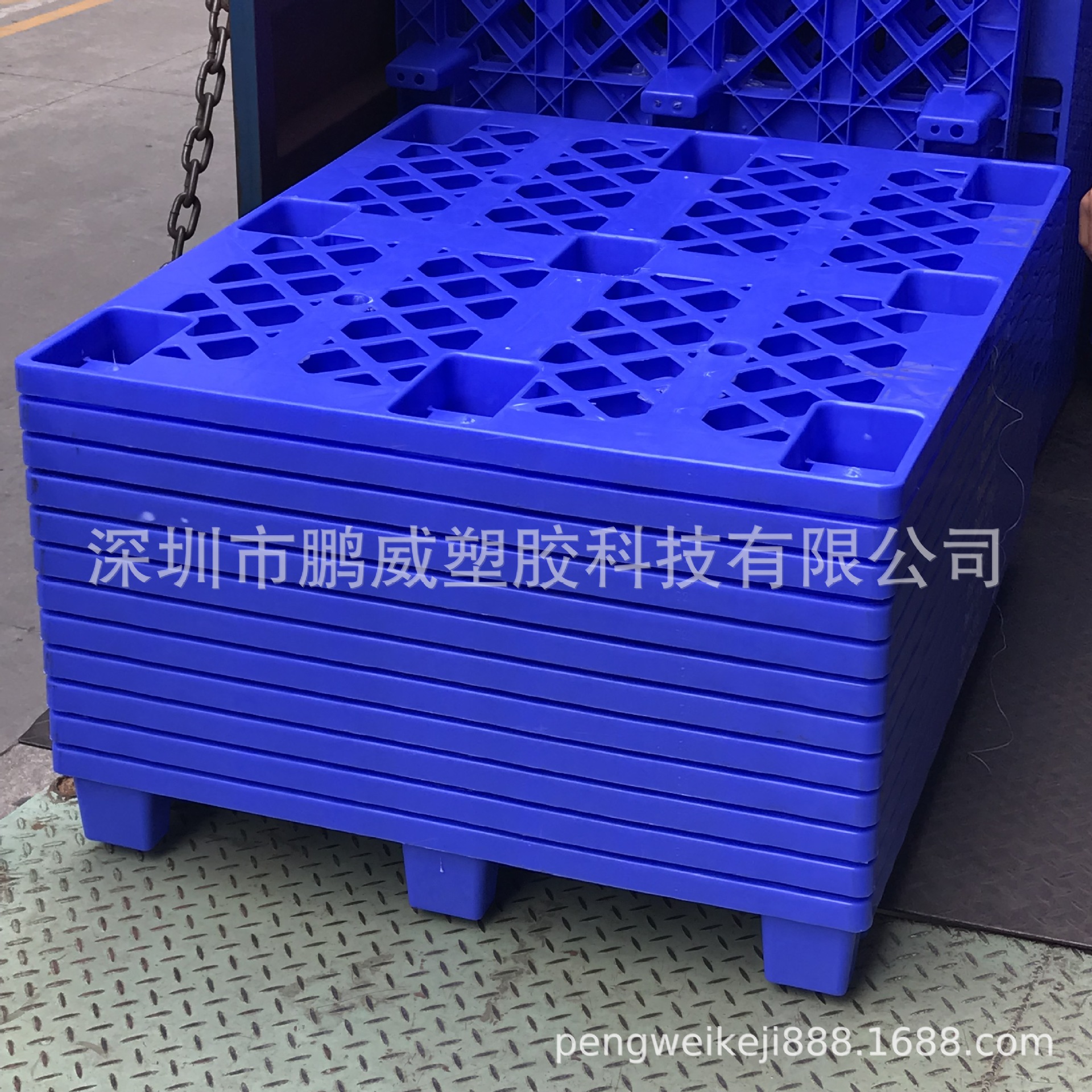 低价出售深圳耐劳力九脚塑胶托盘 网格圆脚光滑塑胶栈板 九脚垫板