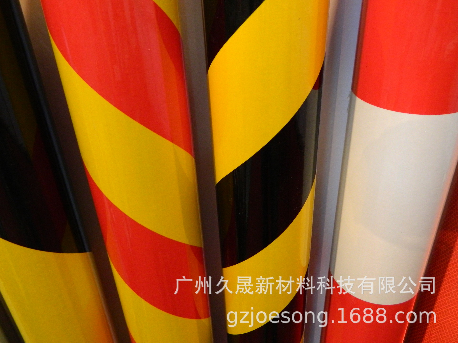 交通双色反光膜 直纹斜纹箭头反光膜 红白黄黑 蓝白 绿白警示胶带-阿里巴巴