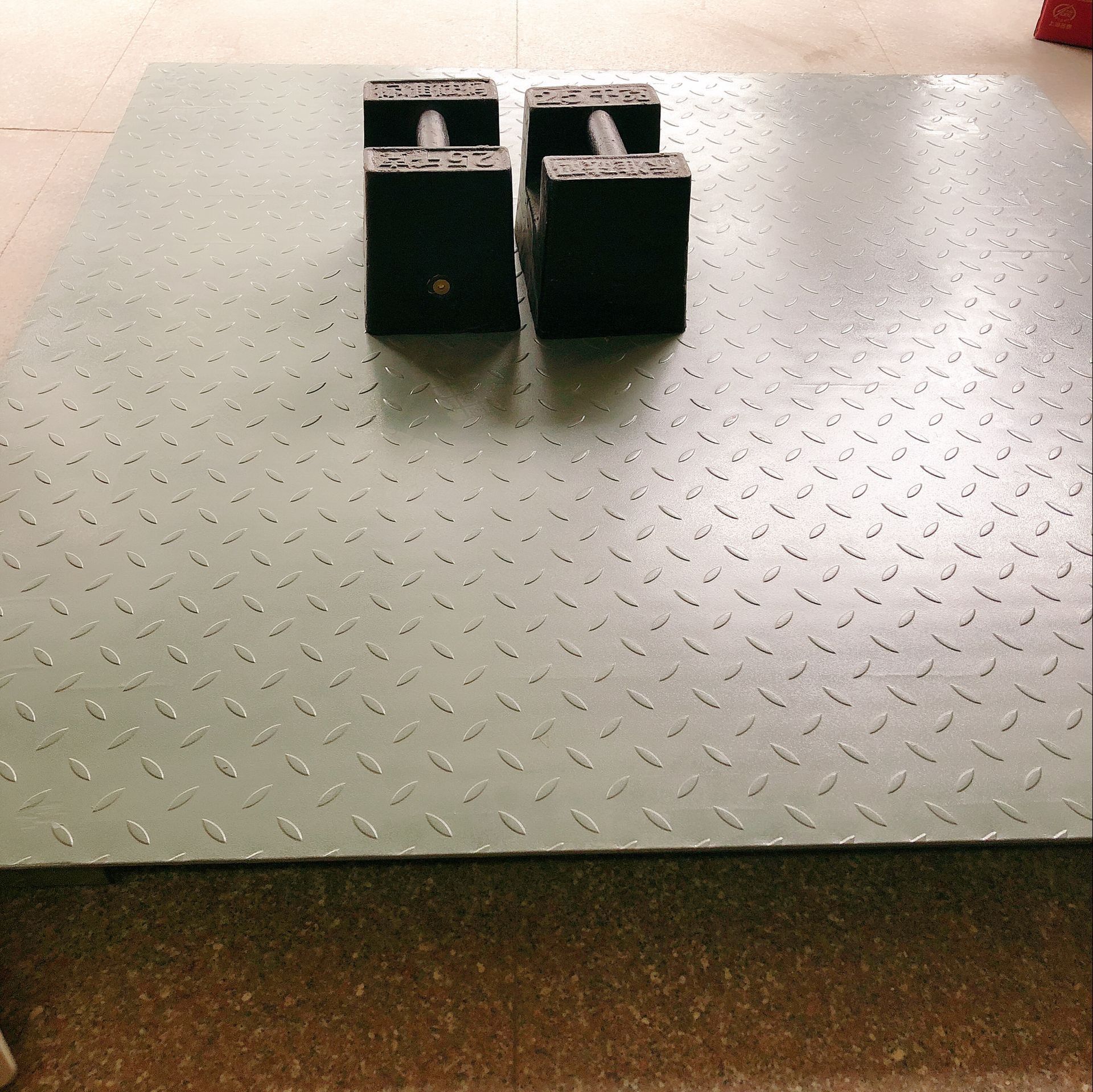 Manufactor Direct selling New products Yaohua 2t Thick platform 1-3t Weigh Weighbridge Mobile 3t Waterproof of platform scale 2T
