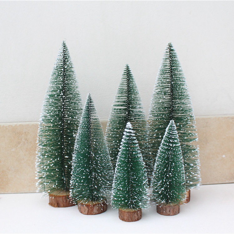创艺迷你圣诞树微型场景道具节日装饰桌面摆件仿真植绒沾白雪松针