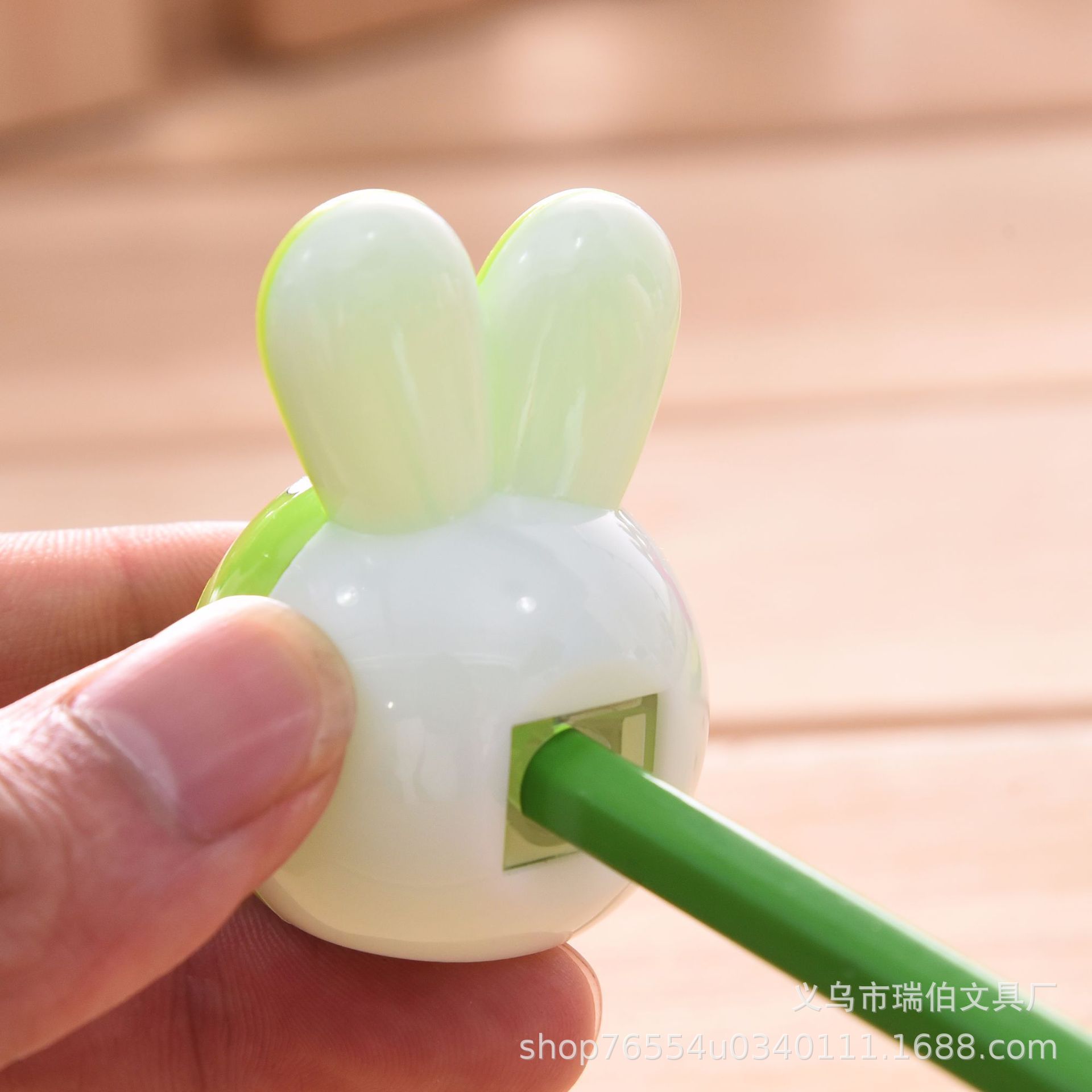 9098378024_2076082546