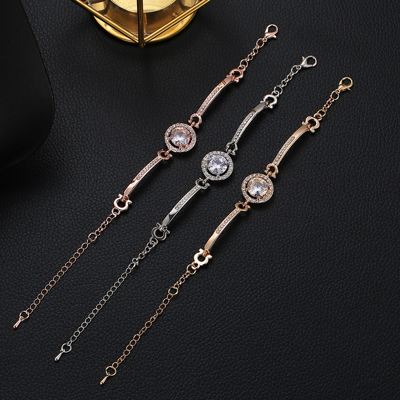 Lady Geometric Alloy Plating Rhinestones Women's Bracelets display picture 4