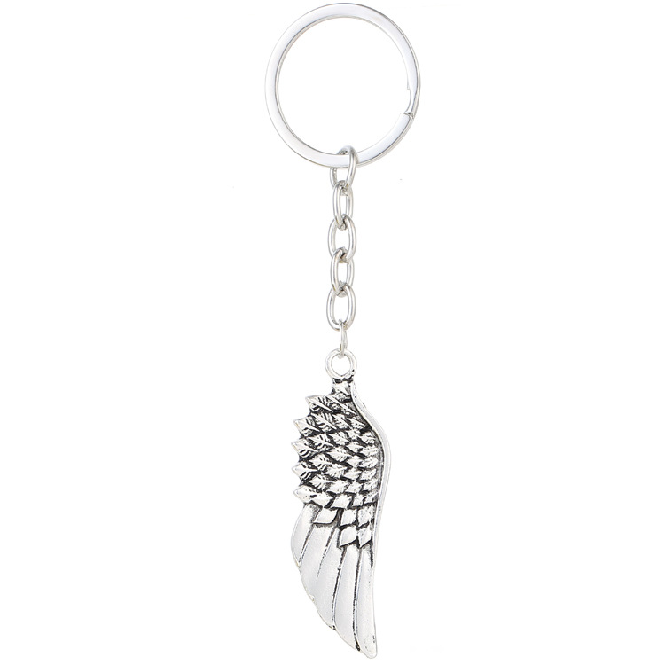Pointed labret stud close-up product detail