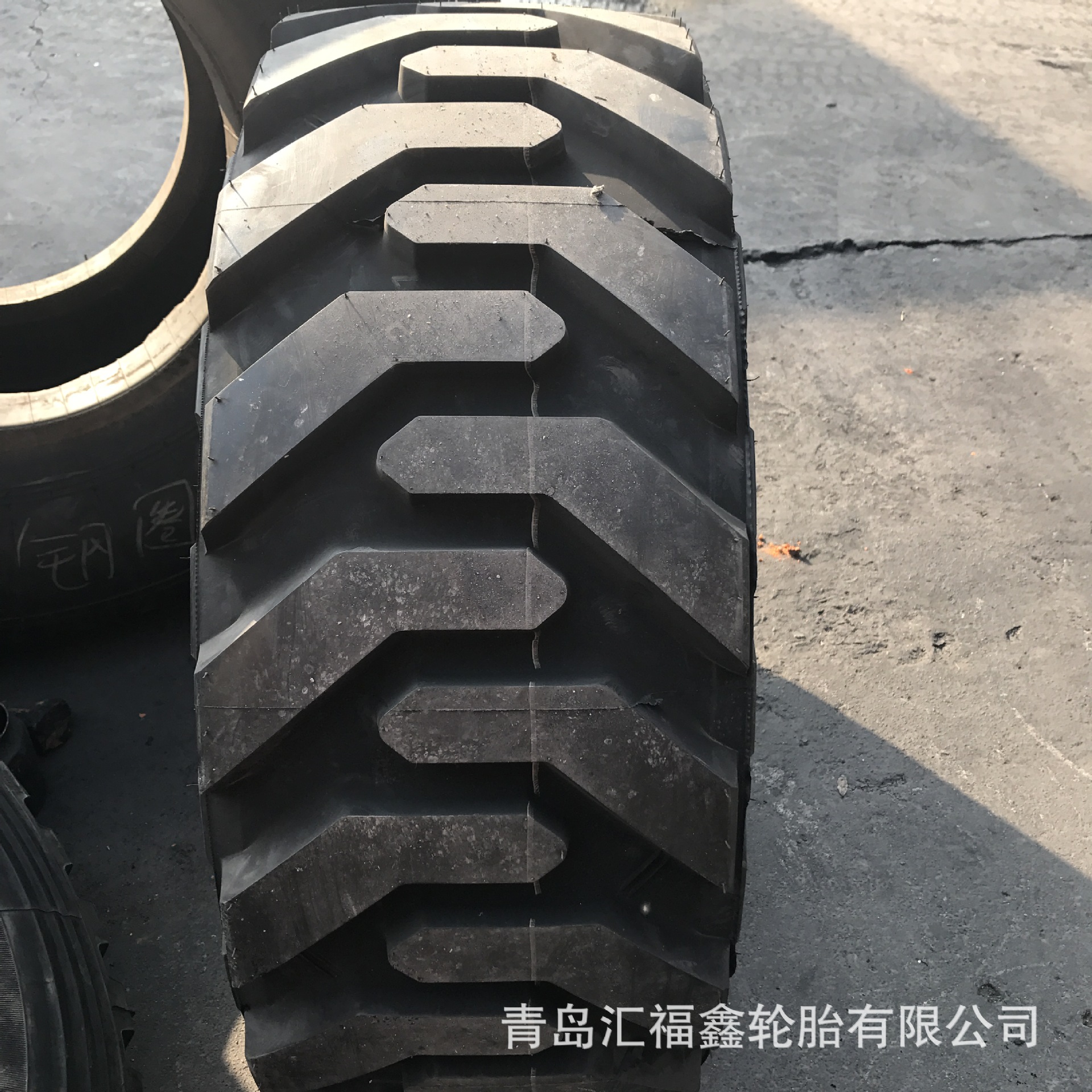 销售滑移装载机轮胎12R16.5GLR25花纹 清扫机轮胎 扫路机轮胎