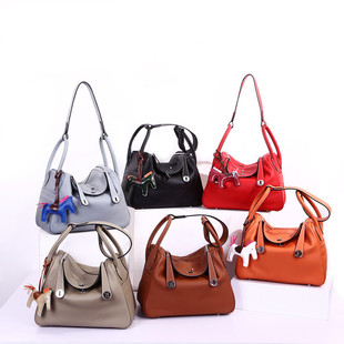 �r��Ů�����^�¿�ș���ֵϰ��^��ţƤ�μ��������ƤŮ�� �յϰ�